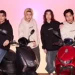 帕拉斯自己當業務親手送專輯-團員化身外送員面交-cd-給粉絲