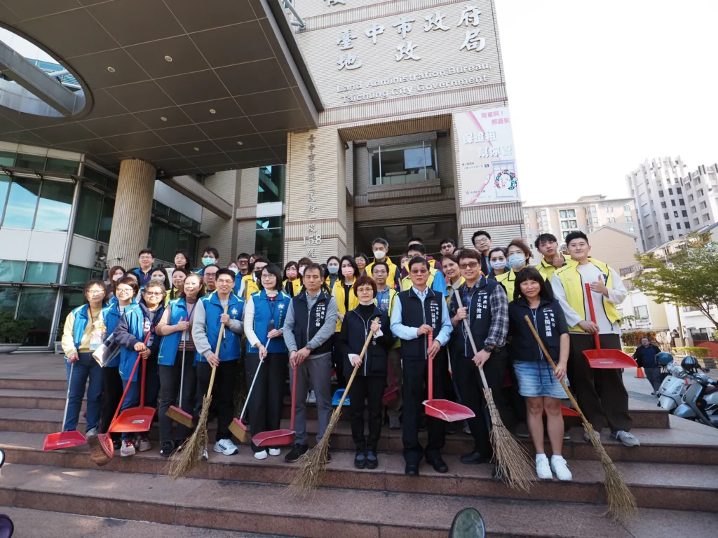 歡喜迎馬年！　地政局響應台中清潔月　逗陣來摒厝迎新春