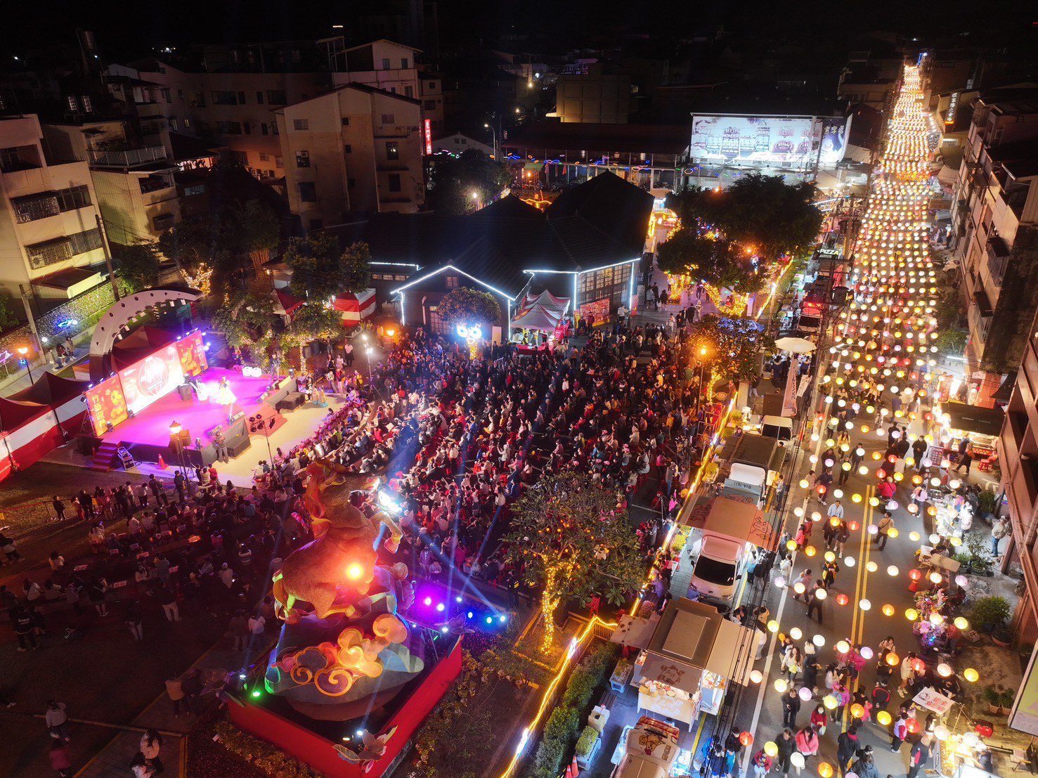 「2026竹山　竹藝燈會」熱鬧開幕　跨年夜嗨翻菸葉館