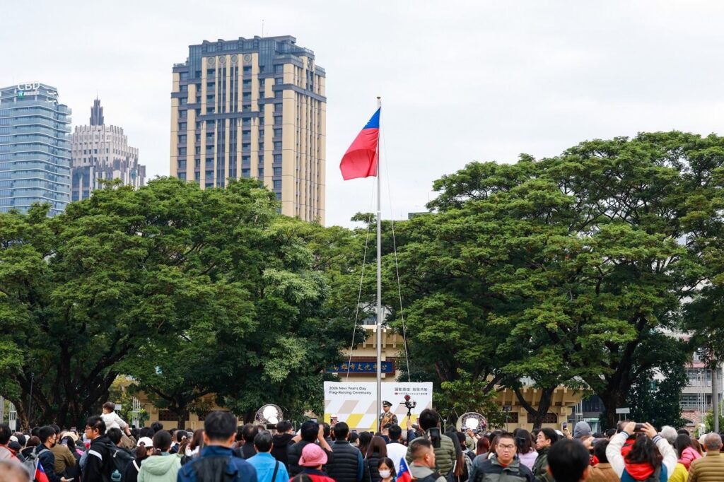 出席元旦升旗典禮　陳其邁感謝各界　盼持續為高雄發展努力