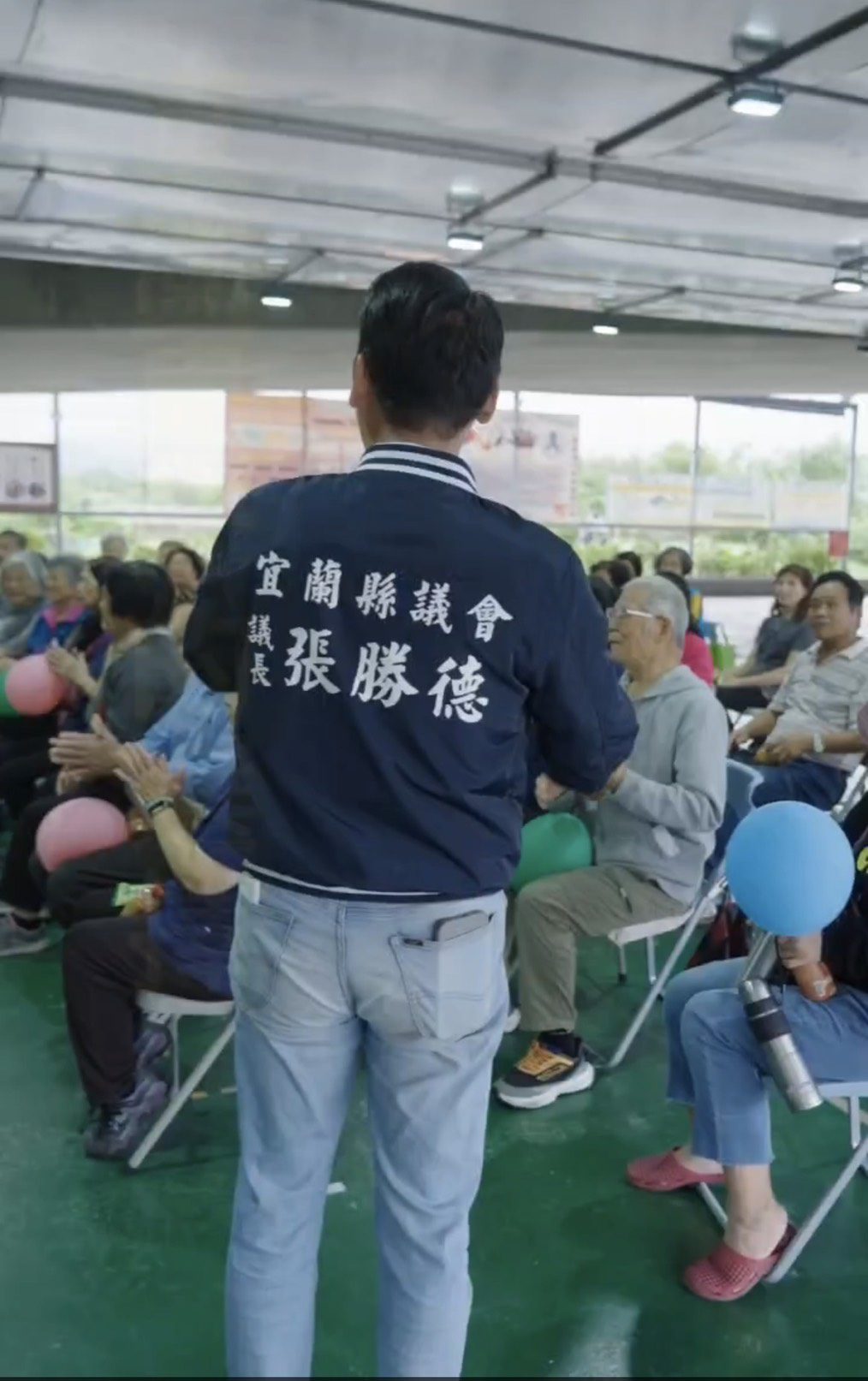 張勝德拋「提前10年」政見　90歲以上長者健保費縣府全額負擔