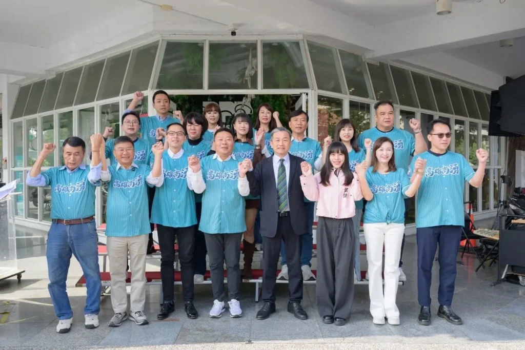 湧言會「17人戰隊」集體登記高市議員初選-民進黨派系競爭正式浮上檯面