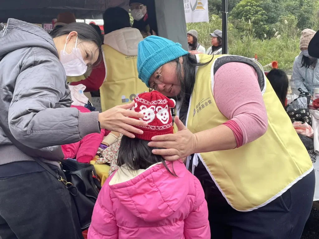 席開百桌春節送暖　新北淡水區關懷弱勢協會關懷弱勢　19年不間斷