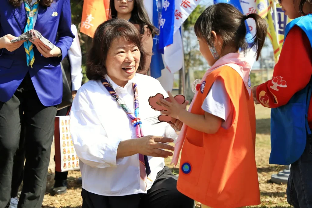 嘉市童軍團新春團拜　黃敏惠祝賀馬力全開　期盼深化品格教育與國際視野