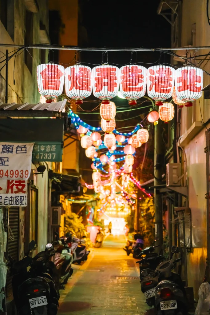 潮光湧動　匯聚北港　-2026北港燈會「潮光潮」春節期間觀展人次突破200萬