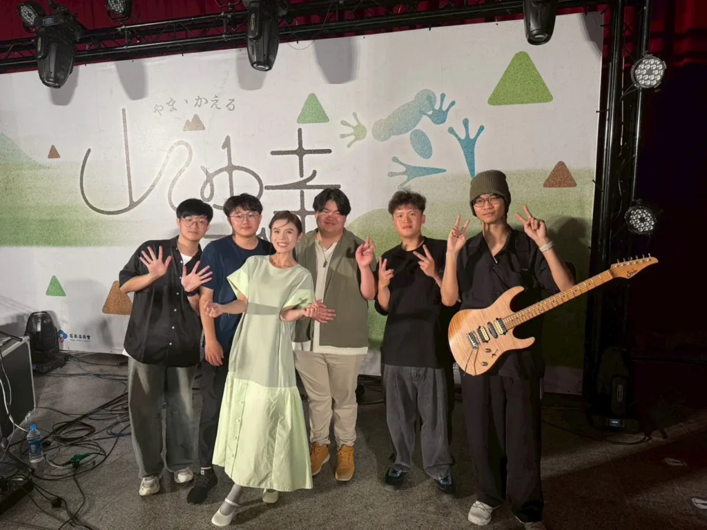 山蛙音樂節-朱海君回老家唱歌給鄉親聽