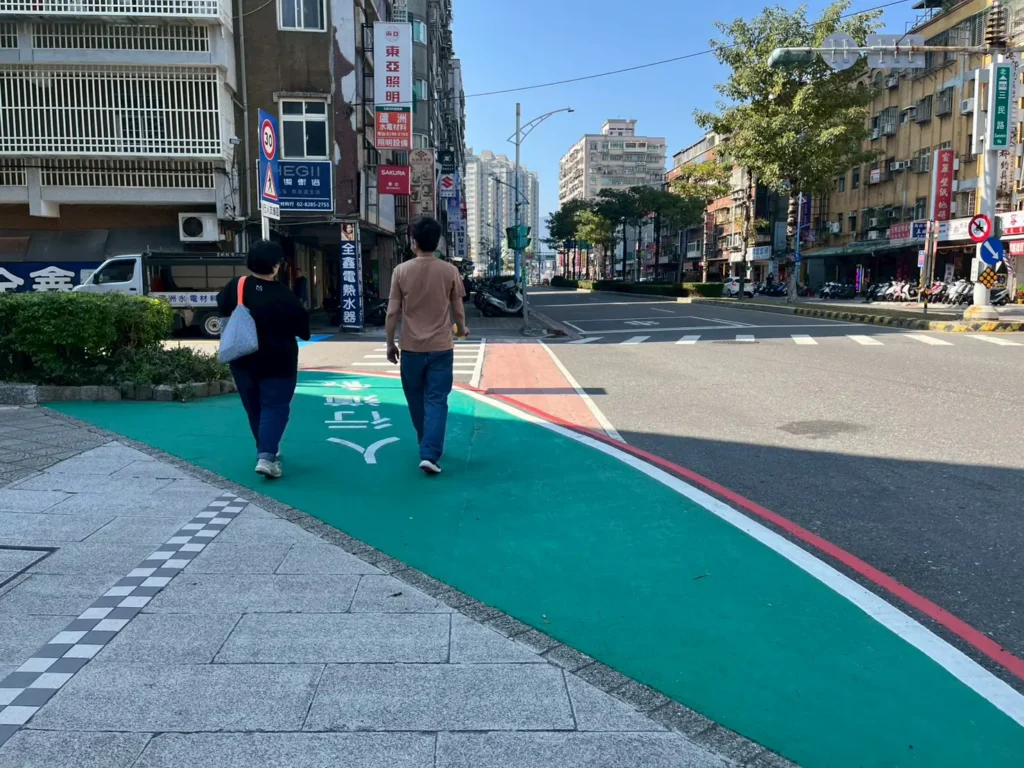 通學更安全-步行更安心　蘆洲空大、蘆洲國小周邊打造行人友善區