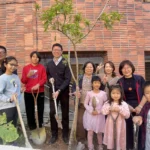 蘭潭國小植樹節種下臺灣原生樹　畢業生為母校留下綠色記憶