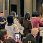 周興哲紅包雪片狂撒-猜拳拼獎金全場暴動-星空飛騰春酒嗨翻台北