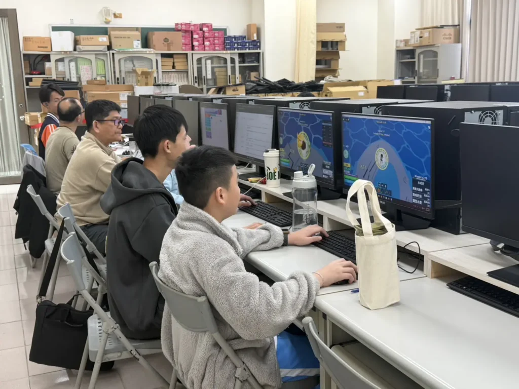 備戰全國貓咪盃 嘉義市8支隊伍scratch密集培訓