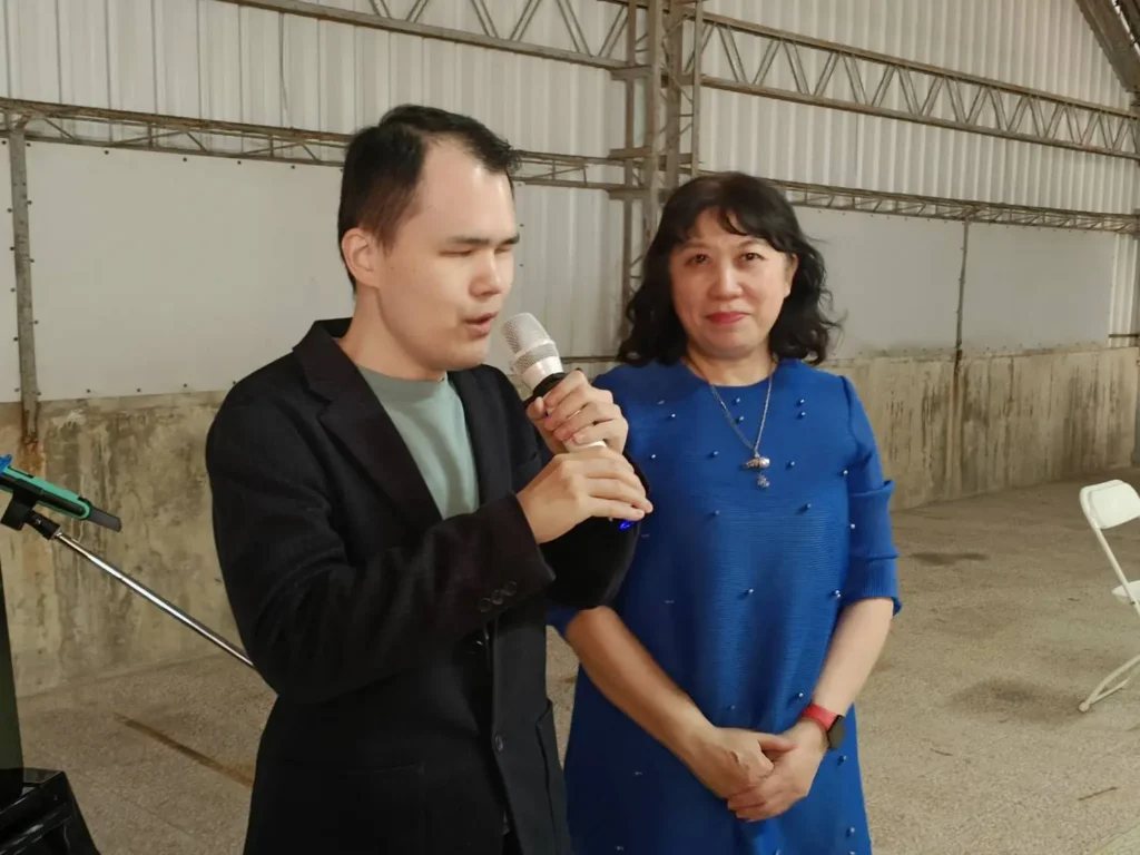 劉貞宜樂齡師生結合知名視障鋼琴家許哲誠-舉辦成果展