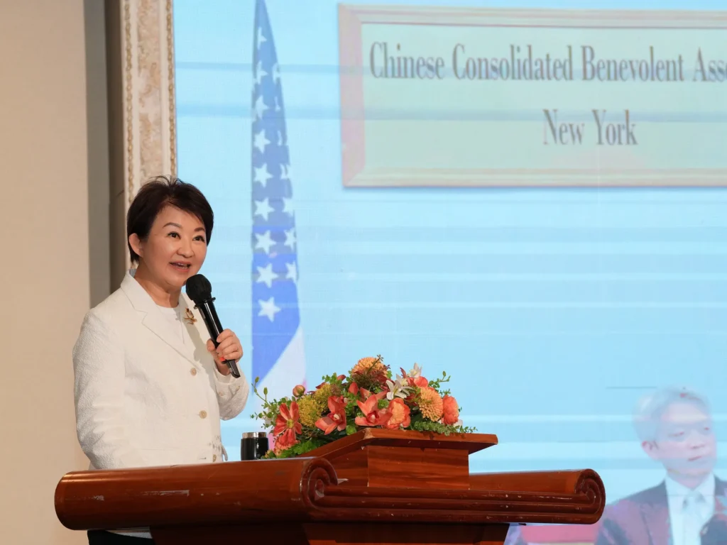 世界中心發光發熱! 盧市長紐約感性演說-致敬僑胞勇氣與打拚精神