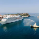 高雄港再迎國際郵輪新面孔　水晶郵輪「水晶合韻號」　首航高雄港