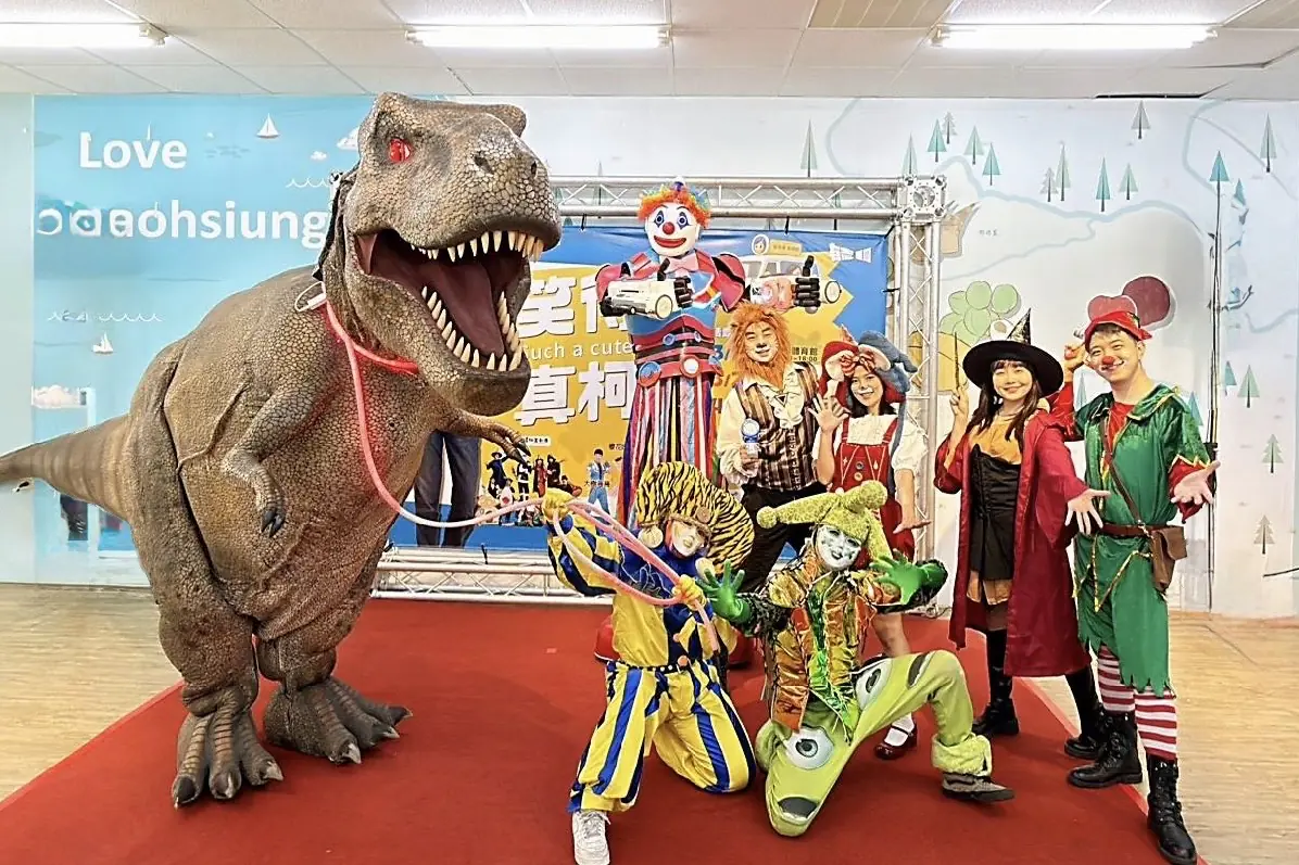 柯志恩舉辦兒童節活動　「笑得真柯愛」三山巡迴開跑　氣墊城堡.momo家族陪親子過節