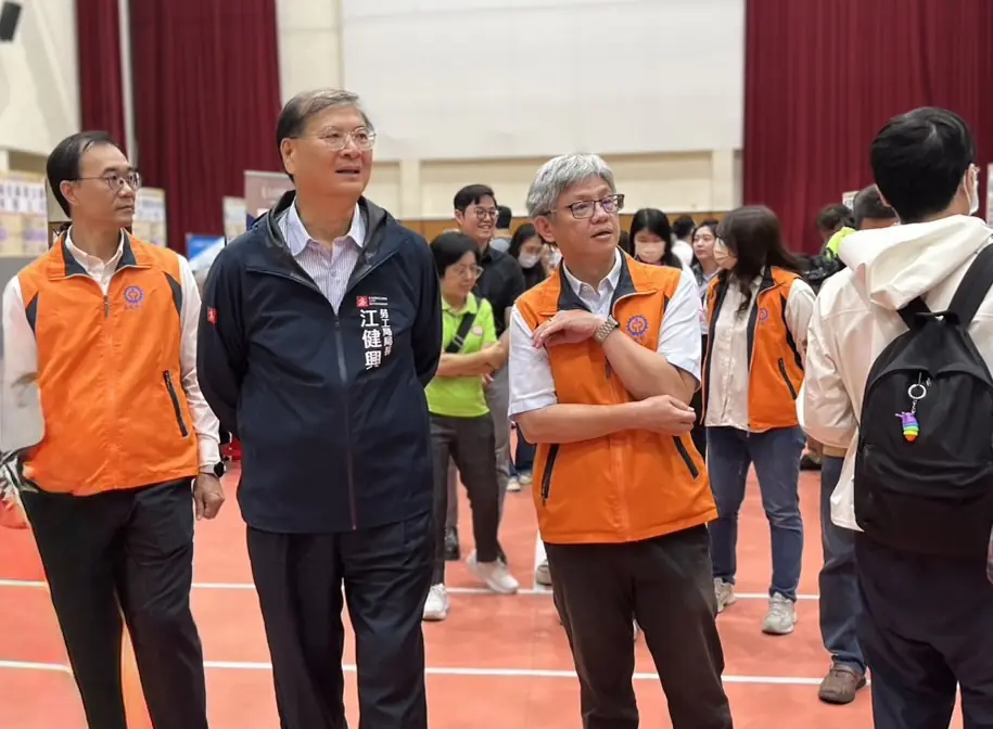 「薪動高雄-職得幸福」-　勞工局徵才活動貼心提供履歷健檢　增進求職自信