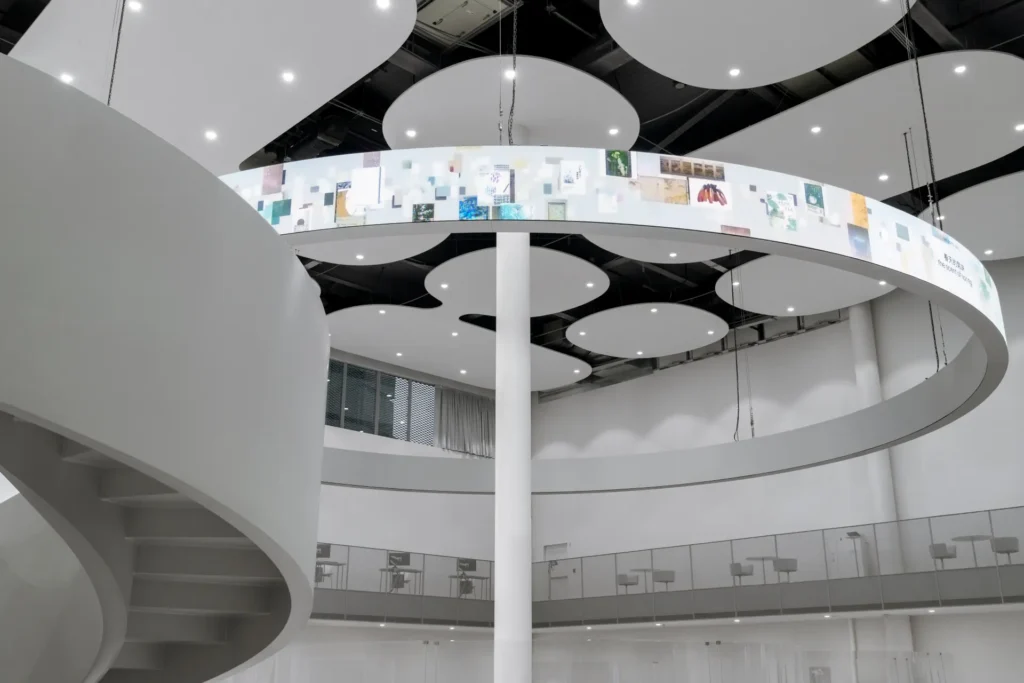 全台首創48公尺環形led！　-台中綠美圖打造知識與藝術交融的「漫遊洞」