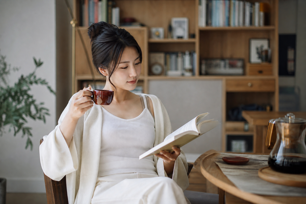 30歲後代謝變慢怎麼辦?瑜伽「這3個動作」燃脂抗老效果比跑步更強,在家就能練! 30歲後代謝變慢怎麼辦?瑜伽「這3個動作」燃脂抗老效果比跑步更強,在家就能練!