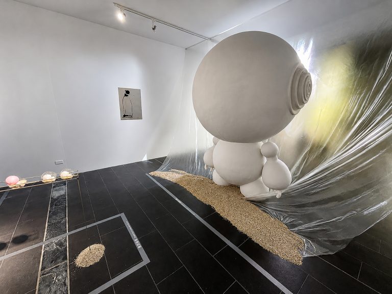 歐比特創意總監謝明機One Suitcase入選全國美術展，以藝術開啟跨文化對話