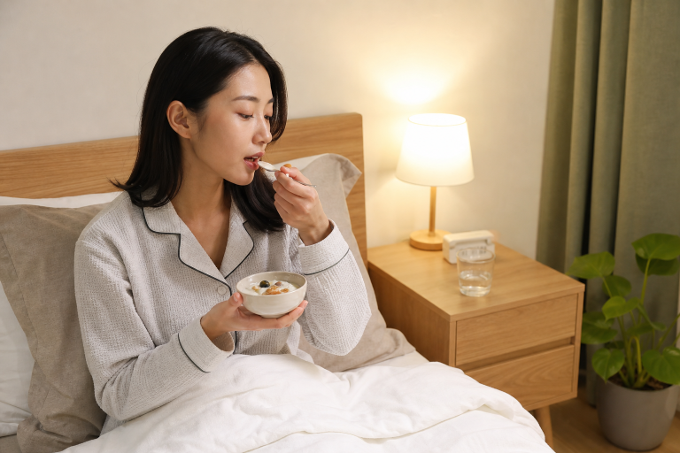 睡前「吃東西」到底幫助睡眠還是破壞睡眠？腸胃科醫師解析消化節律與夜間修復的衝突真相