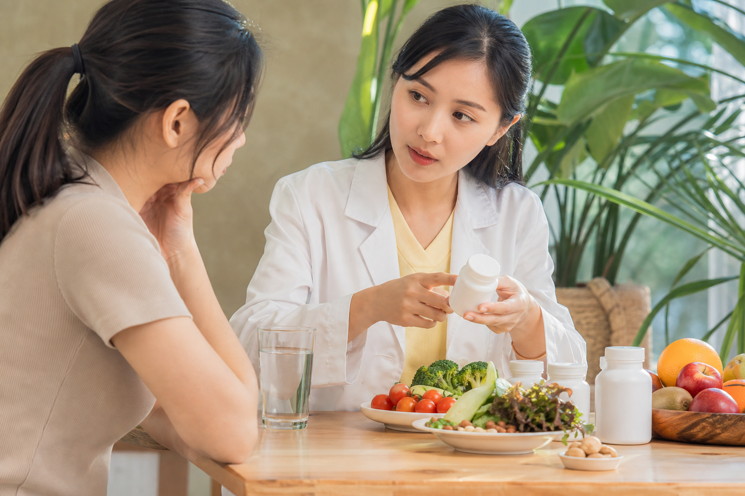 熬夜、高糖、少喝水，哪個才是讓你保健品「白吃」的最大元凶？